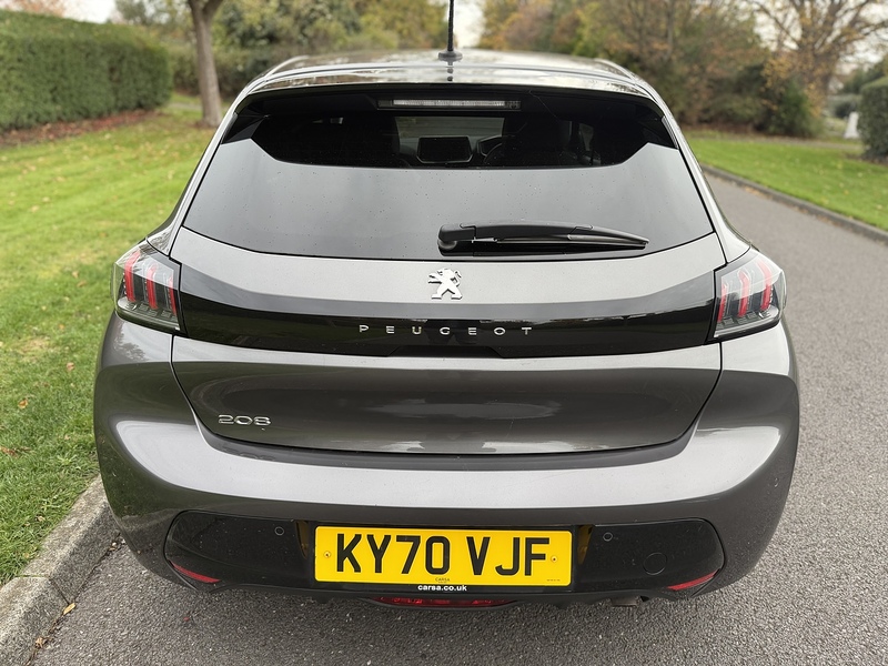 Peugeot PureTech Allure Hatchback 1.2 Manual Petrol