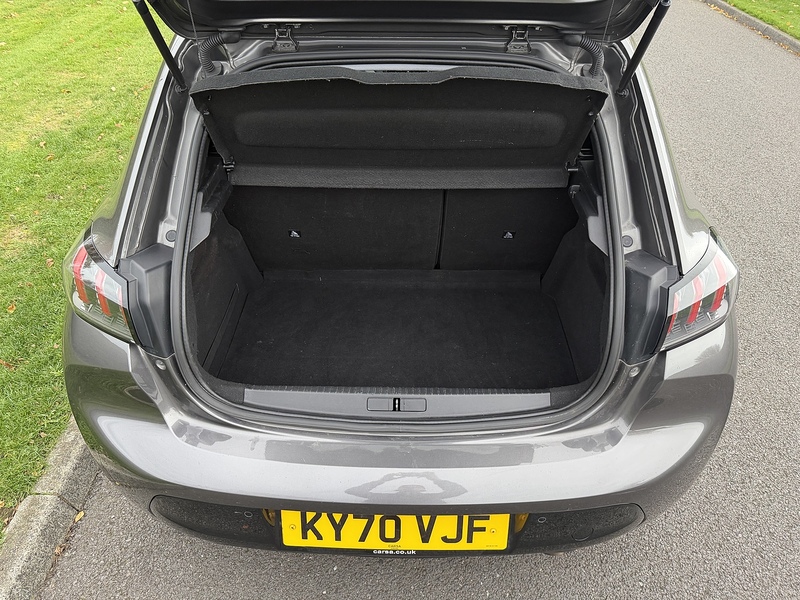 Peugeot PureTech Allure Hatchback 1.2 Manual Petrol