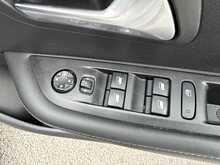 Peugeot 208 PureTech Allure