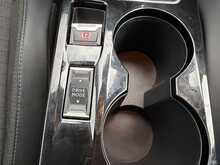 Peugeot 208 PureTech Allure