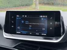 Peugeot 208 PureTech Allure