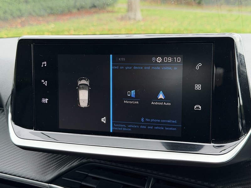 Peugeot PureTech Allure Hatchback 1.2 Manual Petrol