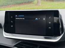 Peugeot 208 PureTech Allure