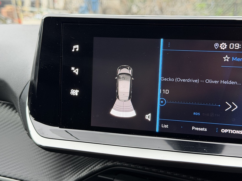 Peugeot PureTech Allure Hatchback 1.2 Manual Petrol