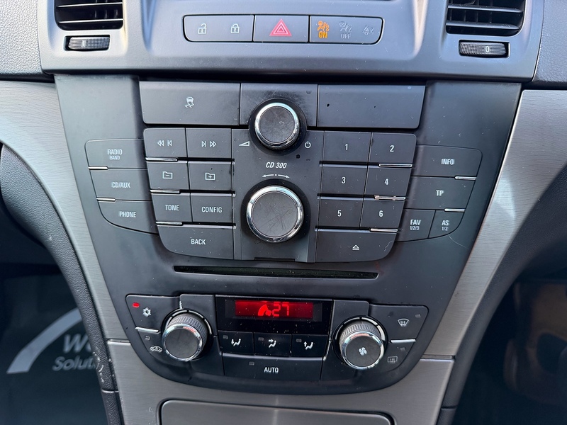 Vauxhall 1.8 16V Exclusiv Hatchback 5dr Petrol Manual Euro 5 (140 ps)