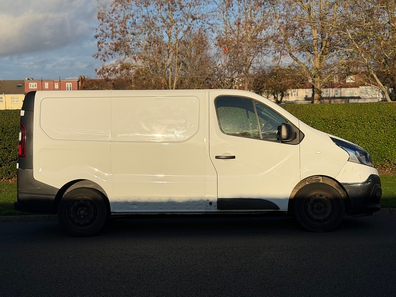 Renault dCi ENERGY 28 Business Panel Van 2.0 Manual Diesel
