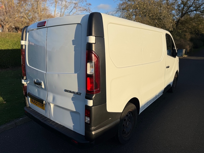 Renault dCi ENERGY 28 Business Panel Van 2.0 Manual Diesel