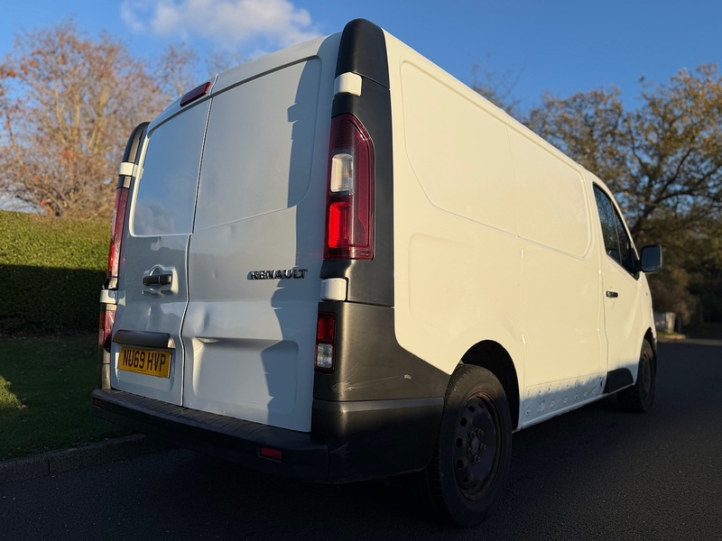 Renault dCi ENERGY 28 Business Panel Van 2.0 Manual Diesel