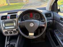 Volkswagen Golf FSI Match 