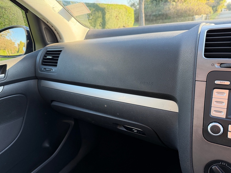 Volkswagen FSI Match Hatchback 1.6 Manual Petrol