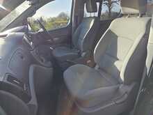 Hyundai i800 CRDi SE Nav 