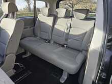 Hyundai i800 CRDi SE Nav 