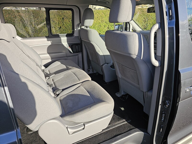 Hyundai CRDi SE Nav MPV 2.5 Manual Diesel