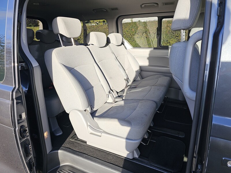 Hyundai CRDi SE Nav MPV 2.5 Manual Diesel