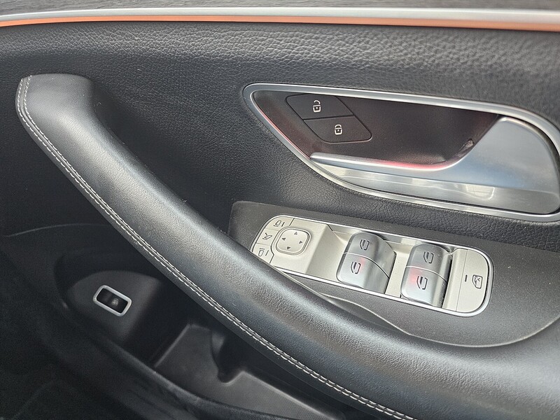 Mercedes-Benz GLE350de AMG Line SUV 2.0 Automatic Diesel Plug-in Hybrid