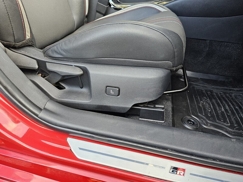 Toyota VVT-h GR SPORT Estate 2.0 Automatic Petrol Hybrid