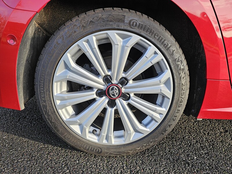 Toyota VVT-h GR SPORT Estate 2.0 Automatic Petrol Hybrid