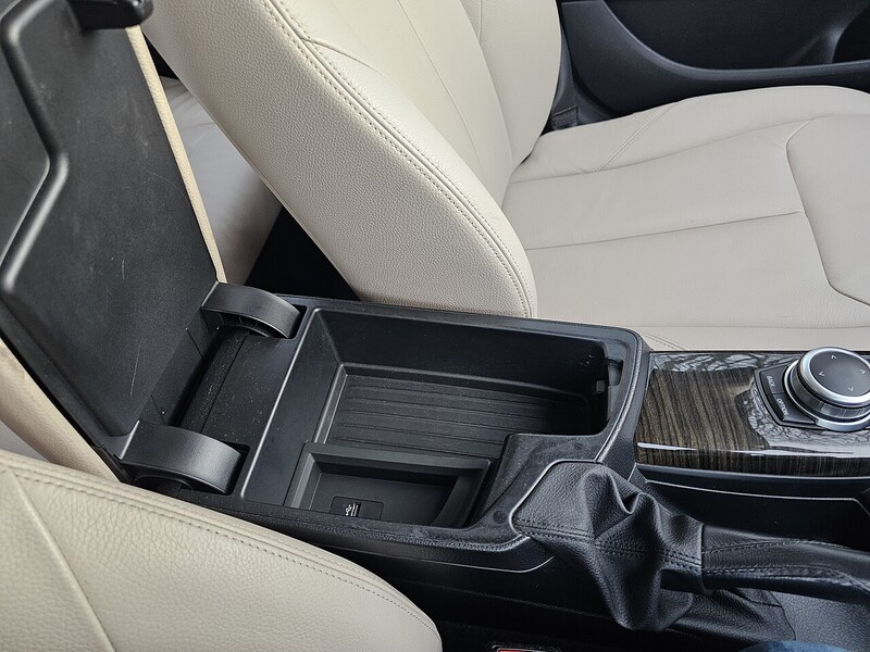 BMW 118i SE Hatchback 1.5 Automatic Petrol