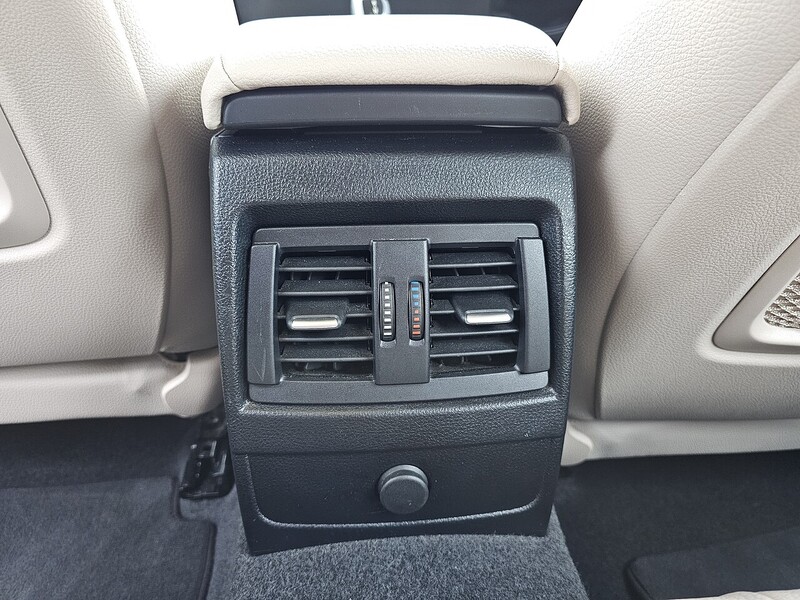 BMW 118i SE Hatchback 1.5 Automatic Petrol