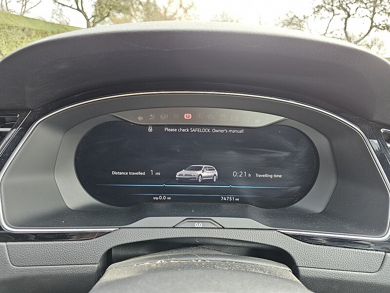 Volkswagen 1.8 TSI R-Line Estate 5dr Petrol DSG Euro 6 (s/s) (180 ps)