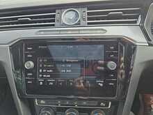 Volkswagen Passat TSI R-Line 