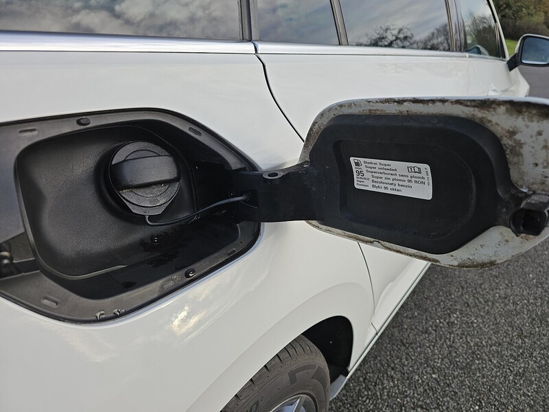 Volkswagen 1.8 TSI R-Line Estate 5dr Petrol DSG Euro 6 (s/s) (180 ps)