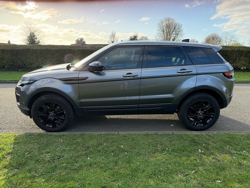 Land Rover TD4 SE Tech SUV 2.0 Automatic Diesel