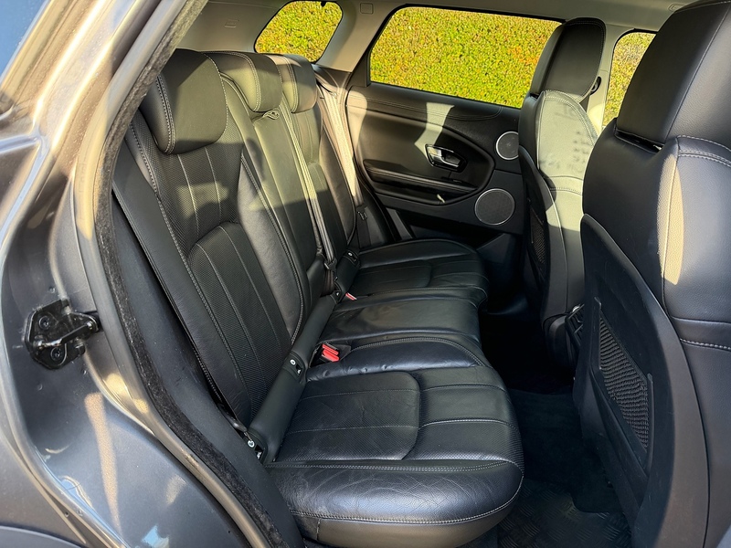 Land Rover TD4 SE Tech SUV 2.0 Automatic Diesel
