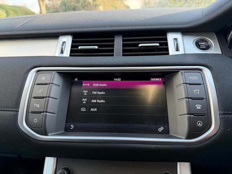 Land Rover TD4 SE Tech SUV 2.0 Automatic Diesel