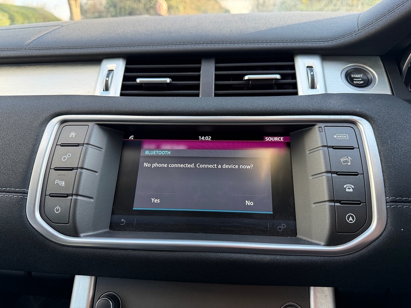 Land Rover TD4 SE Tech SUV 2.0 Automatic Diesel