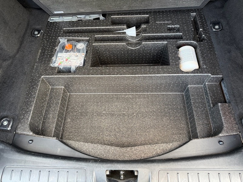 Land Rover TD4 SE Tech SUV 2.0 Automatic Diesel