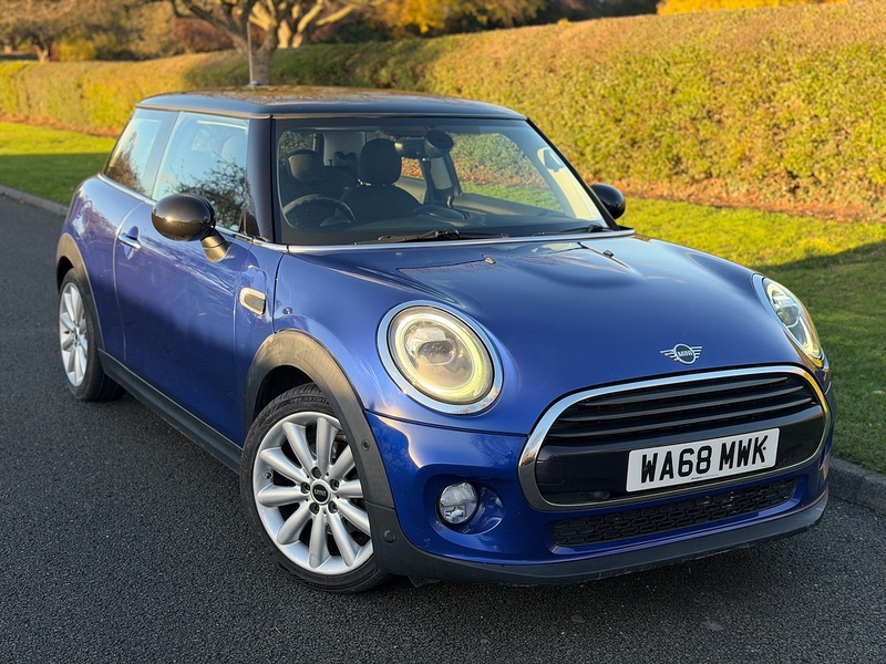 MINI Cooper Classic Hatchback 1.5 Manual Petrol
