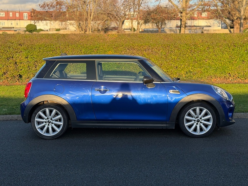 MINI Cooper Classic Hatchback 1.5 Manual Petrol