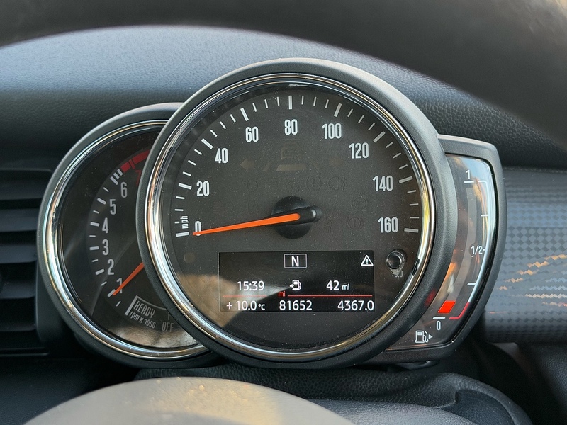 MINI Cooper Classic Hatchback 1.5 Manual Petrol