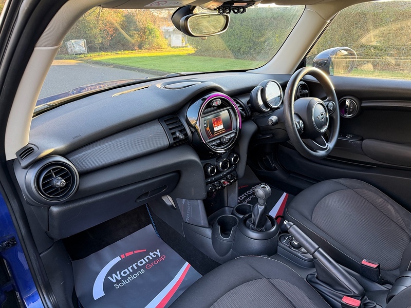 MINI Cooper Classic Hatchback 1.5 Manual Petrol