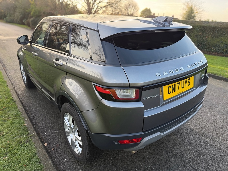 Land Rover TD4 SE Tech SUV 2.0 Manual Diesel