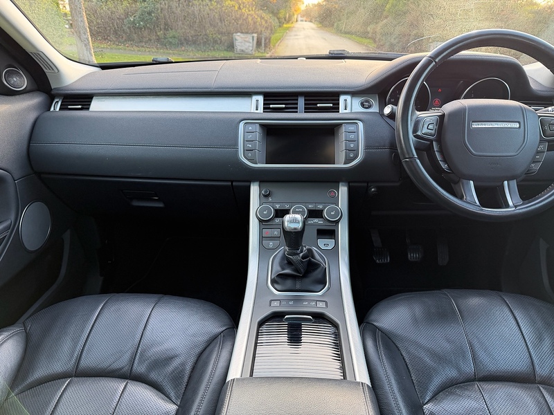 Land Rover TD4 SE Tech SUV 2.0 Manual Diesel