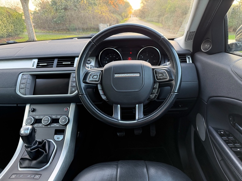 Land Rover TD4 SE Tech SUV 2.0 Manual Diesel