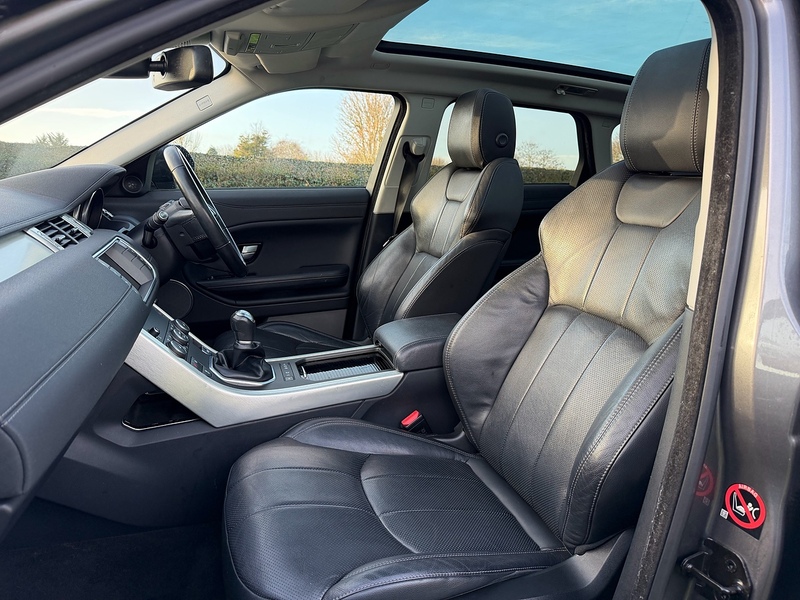 Land Rover TD4 SE Tech SUV 2.0 Manual Diesel