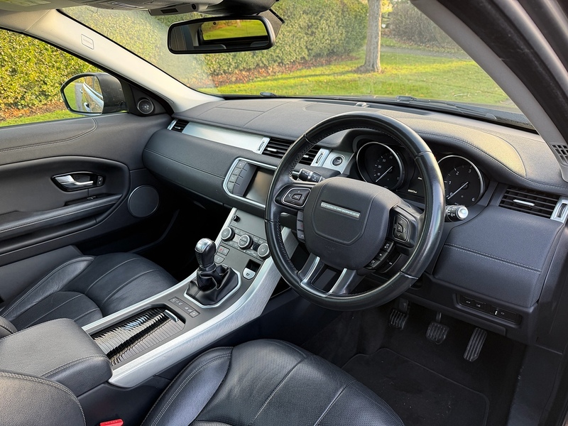 Land Rover TD4 SE Tech SUV 2.0 Manual Diesel