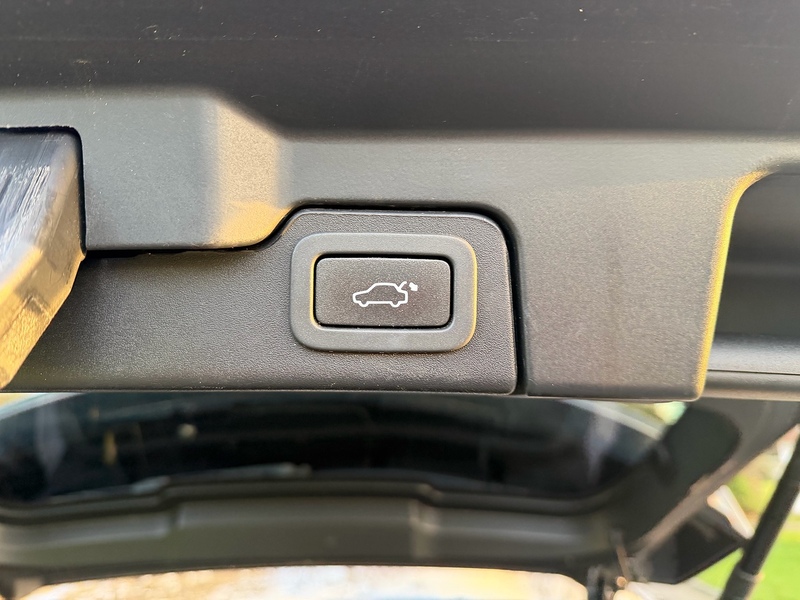 Land Rover 2.0 TD4 Landmark SUV 5dr Diesel Manual 4WD Euro 6 (s/s) (180 ps)