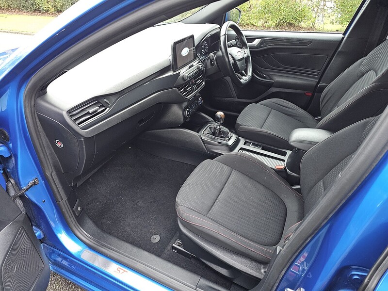 Ford T EcoBoost ST-Line Hatchback 1.0 Manual Petrol