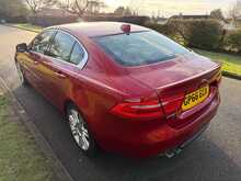 Jaguar XE d Portfolio