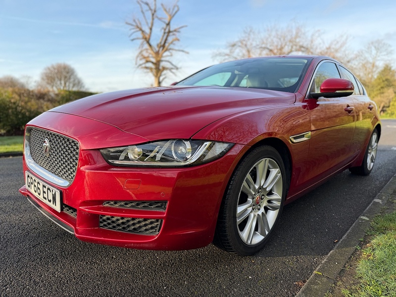Jaguar d Portfolio Saloon 2.0 Automatic Diesel