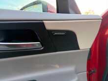 Jaguar XE d Portfolio