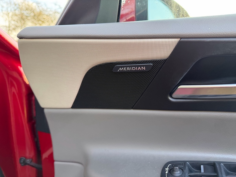 Jaguar d Portfolio Saloon 2.0 Automatic Diesel