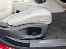 Jaguar XE d Portfolio