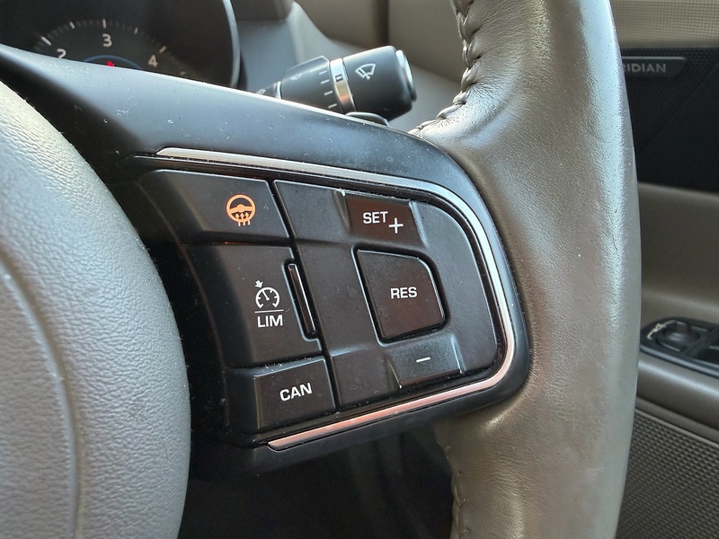 Jaguar d Portfolio Saloon 2.0 Automatic Diesel