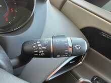 Jaguar XE d Portfolio