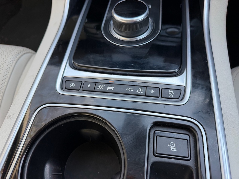 Jaguar d Portfolio Saloon 2.0 Automatic Diesel